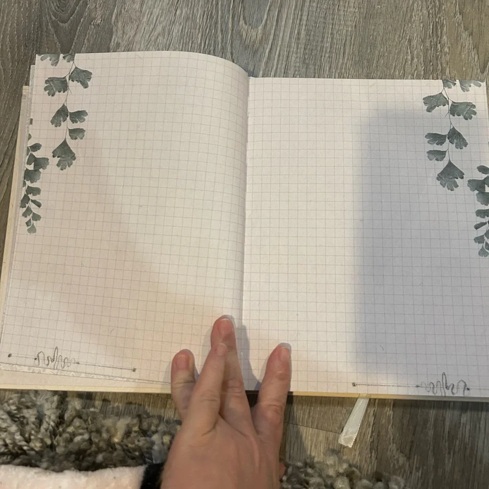 Abstract Black&Cream journal with different page layouts to journal or manifest